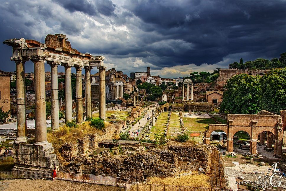 A cultural clash at the Agora in Roman Philippi
